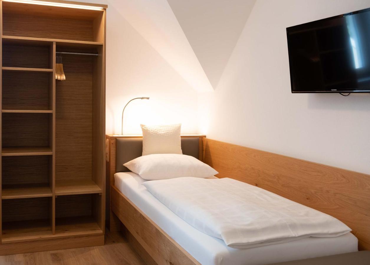 Hotel Gasthof Rosenwirt Au in der Hallertau المظهر الخارجي الصورة