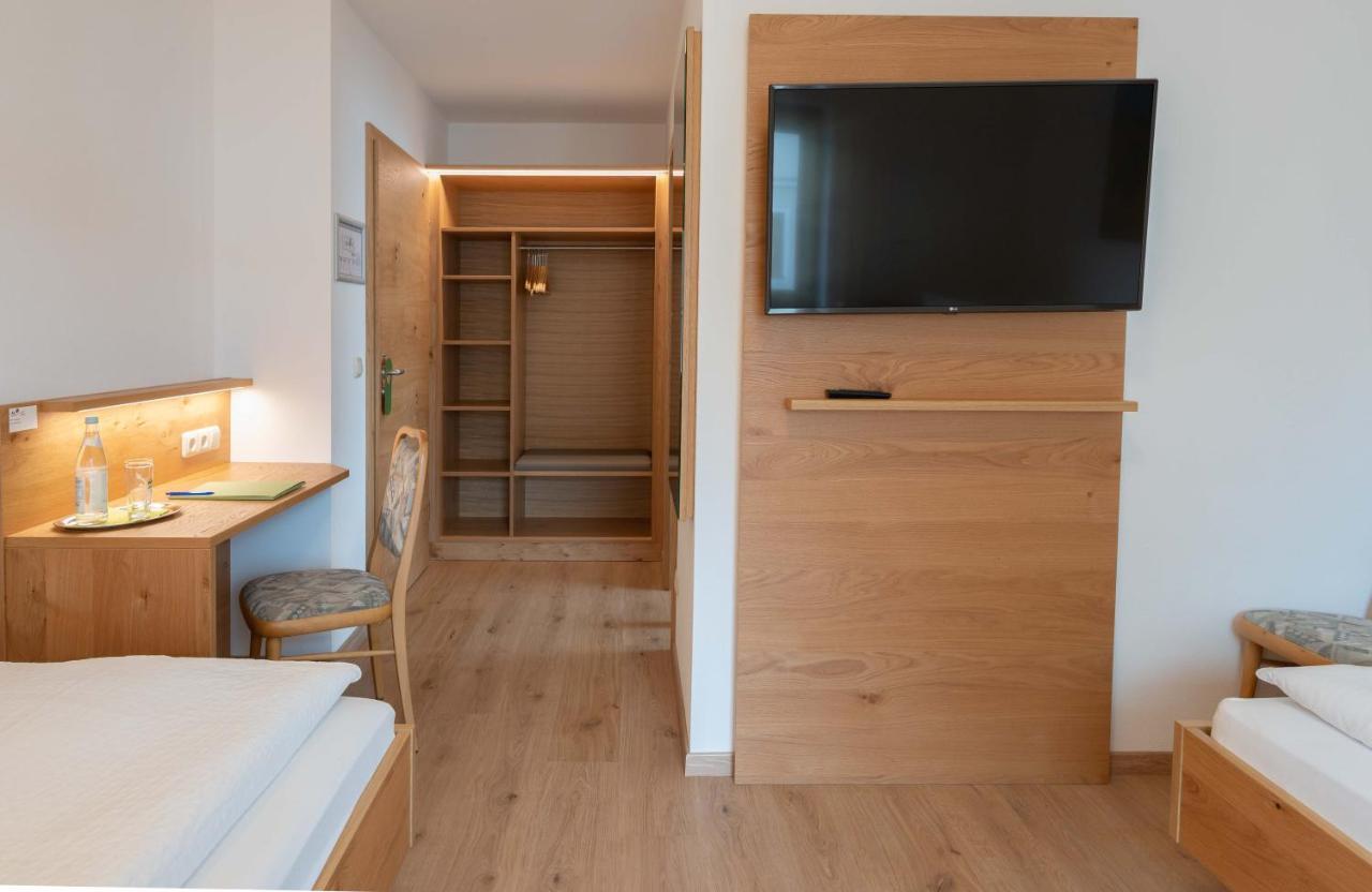 Hotel Gasthof Rosenwirt Au in der Hallertau المظهر الخارجي الصورة